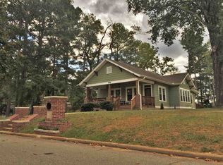 808 Crenshaw Dr, Walhalla, SC 29691