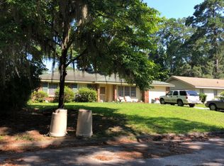 11 Drake Dr, Savannah, GA 31406