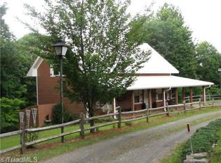 2001 Frank Dillard Rd, Jefferson, NC 28640