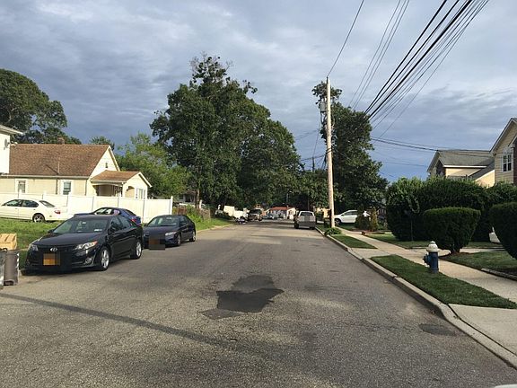 5th image of 38 Delisle Ave