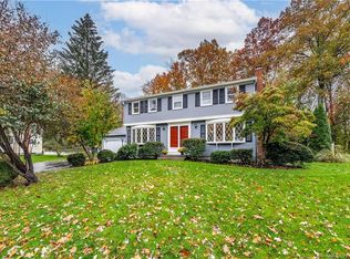 17 Copper Dr, Enfield, CT 06082