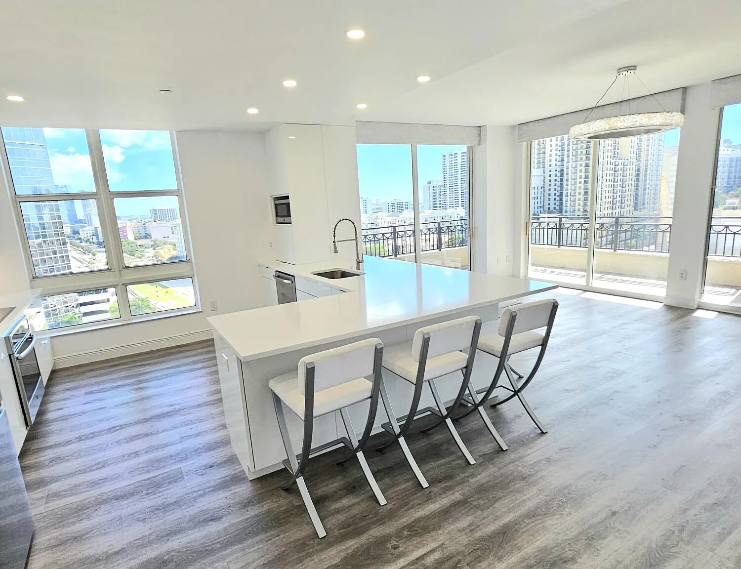 Cityplace South Tower — Photo 1