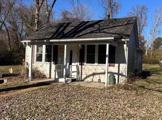 1331 W Congress St, Pacific, MO 63069
