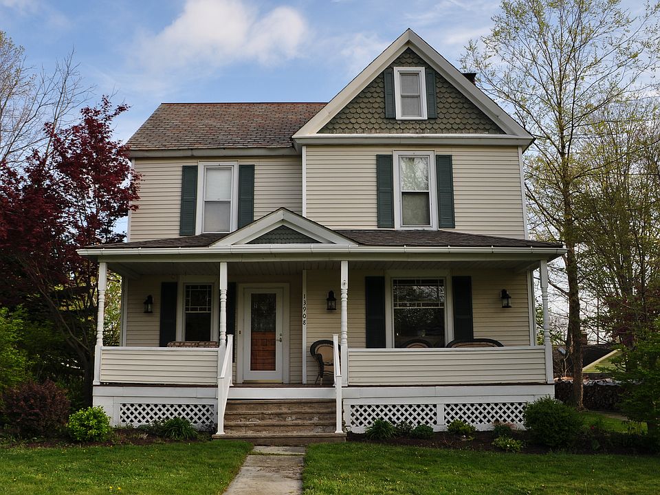 1st image of 13908 Kirtland St
