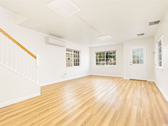 3rd image of 87-1070 Huamoa St