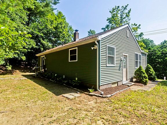 3rd image of 76 Bethany Rd