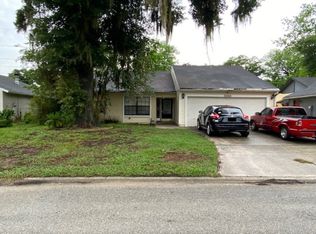 1444 Classic Oak Rd W, Jacksonville, FL 32225