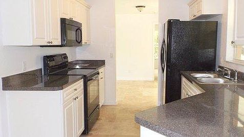 5th image of 3698 Trenton Ln