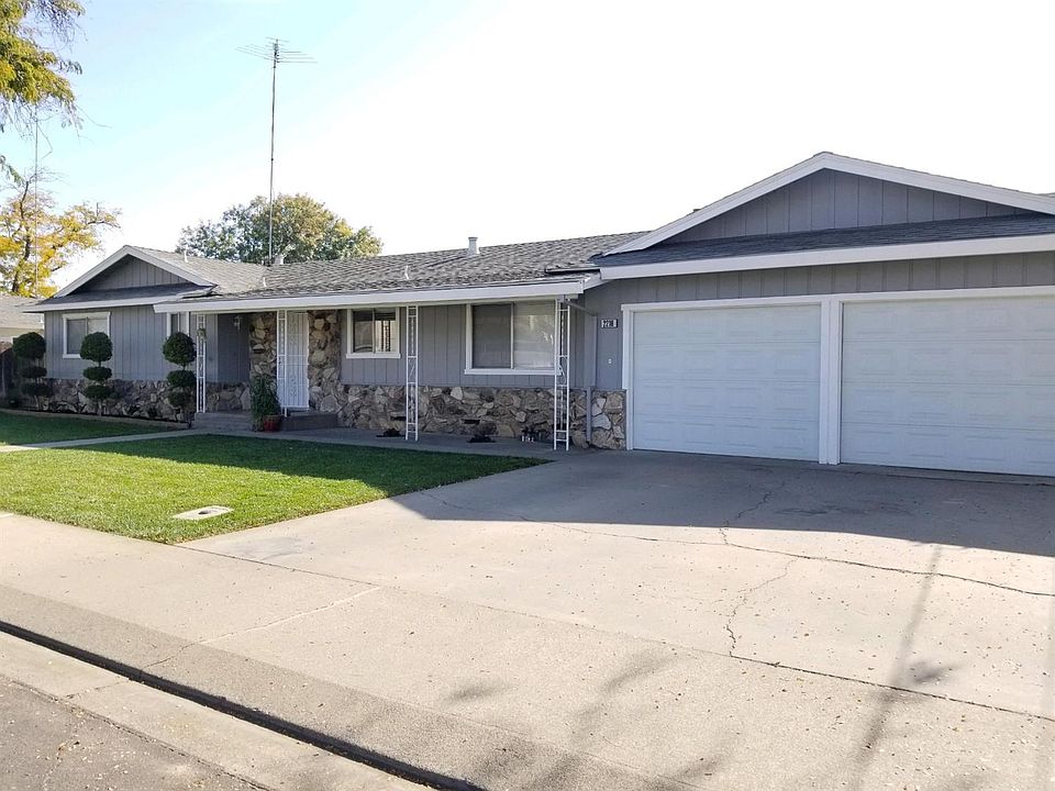 1st image of 2216 Mauna Loa Dr