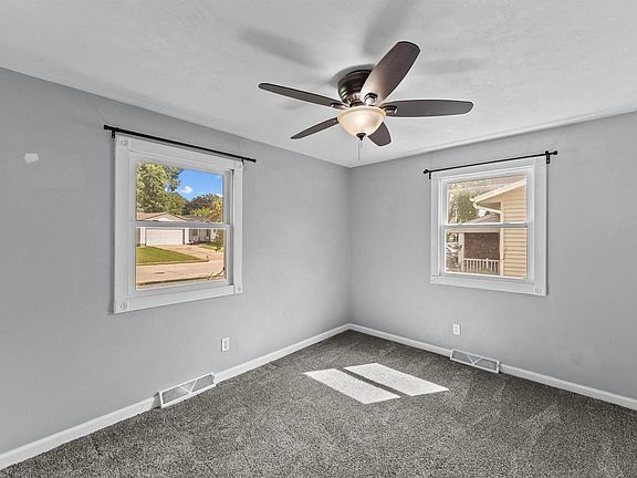 5th image of 1453 W 41st St