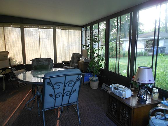 Three season room