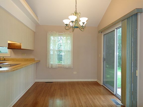 3rd image of 4241 Dorchester Ave