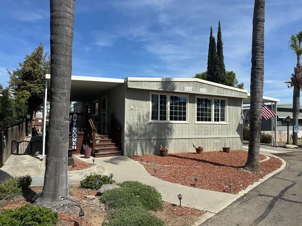 2400 W Midvalley Avenue #M-7, Visalia, CA 93277