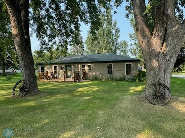 105 Main St S, Leonard, ND 58052