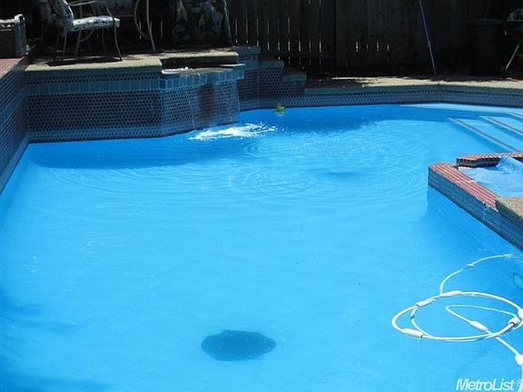 4th image of 3056 Rockford Way