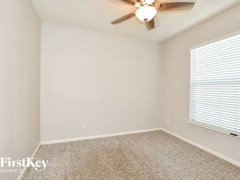 516 Aqueduct Dr — Photo 7