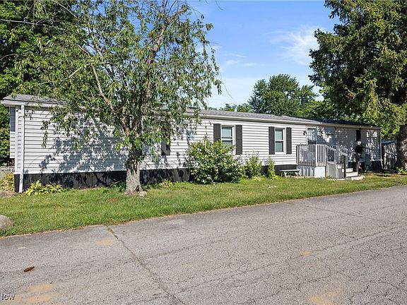2nd image of 135 Cedar Brook Dr