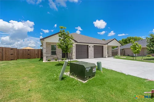 1118 Zora Dr #A Photo 1