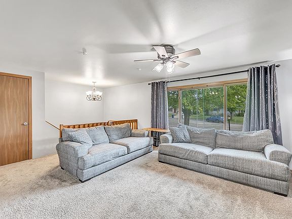 5th image of 1315 Sunrise Ct
