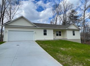 3207 Warpath Dr, Crossville, TN 38572