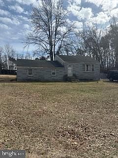 2nd image of 524 Old Waugh Chapel Rd