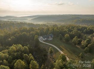 213 Lake Haven Dr, Lake Lure, NC 28746