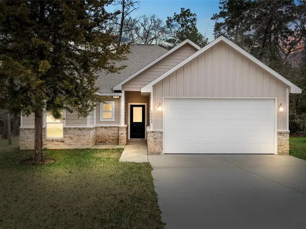 10464 Royal Adrian Drive, Conroe, TX 77303