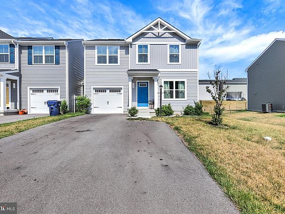 4th image of 768 Raeann Dr