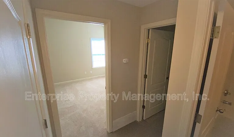 10204 Sutton Ridge Ln — Photo 19