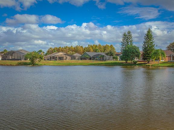 3rd image of 2333 Anhinga Dr