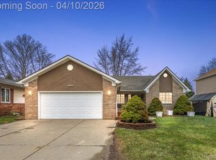3075 Chicago Rd, Warren, MI