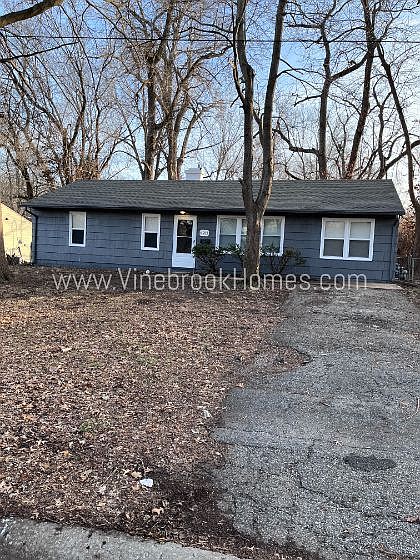 1st image of 8211 Ruskin Way