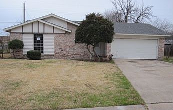 1st image of 2721 Jasmine Ln