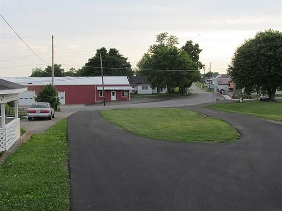5th image of 34 Circle Dr