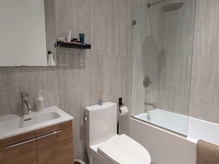 70 Eckford St #2A — Photo 10