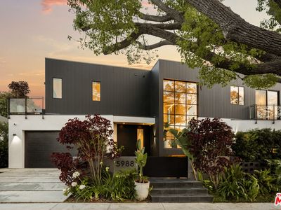 5988 W 76th St, Los Angeles, CA, 90045
