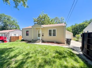 2619 57th St, Des Moines, IA 50310