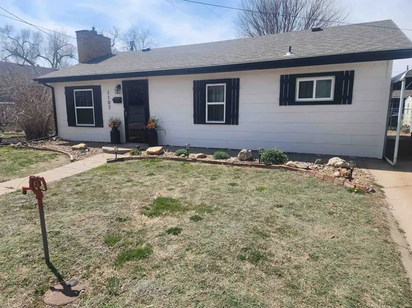 1102 Woodbury St, Ellis, KS 67637