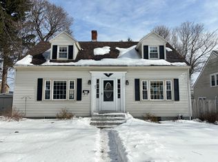 82 Prospect St, Gardner, MA 01440