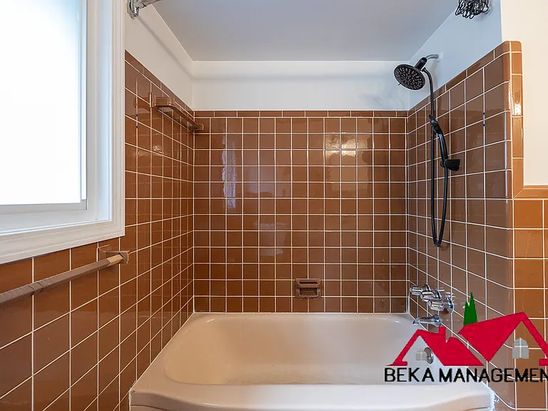 1611 Hazel St — Photo 11