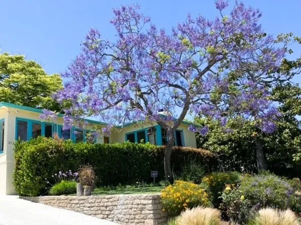 857 Castac Pl, Pacific Palisades, CA 90272