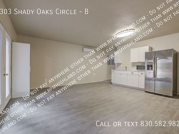 3rd image of 5303 Shady Oaks Cir #B