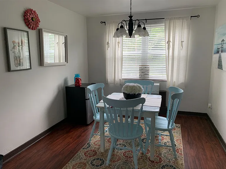 College View Apartments — Photo 4