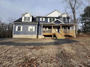 63 Schoolhouse Rd, Middletown, NY 10940