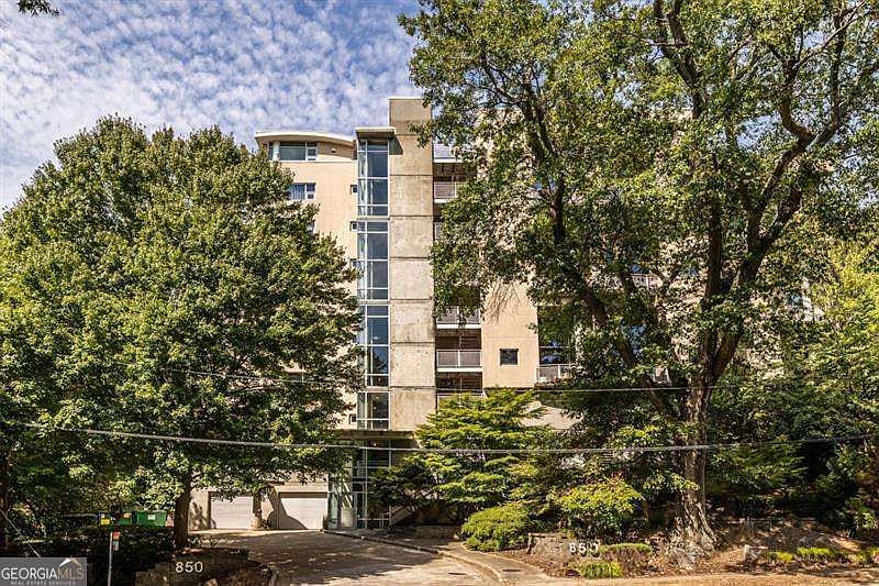 1st image of 850 Ralph McGill Blvd NE APT 2