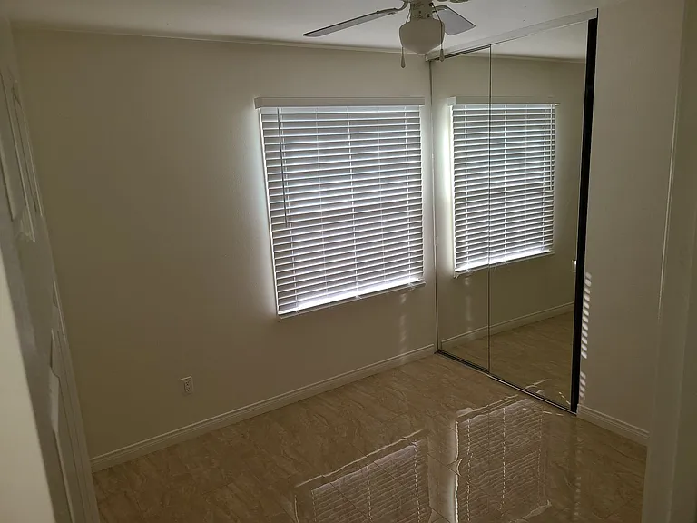 851 Taft Ave — Photo 19
