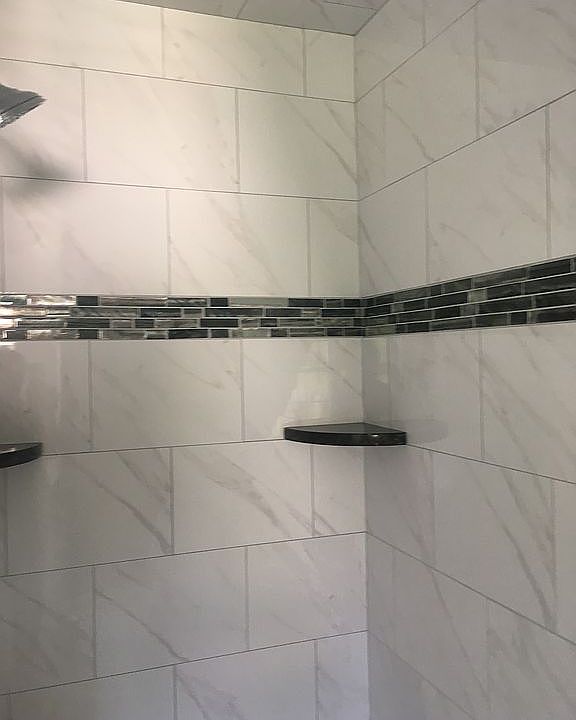 Master bath separate shower