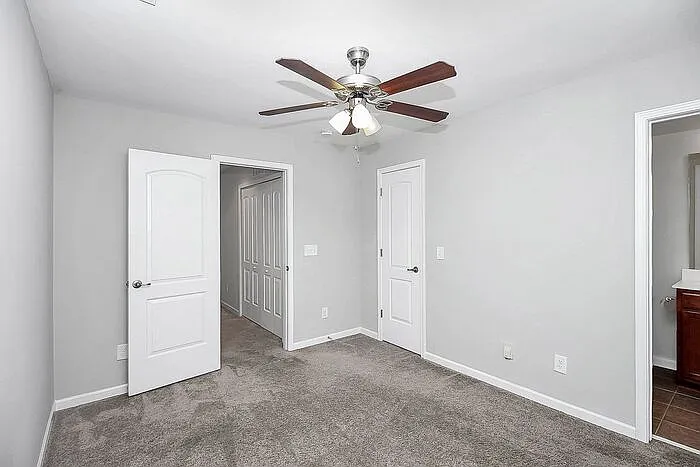 11209 Cedar Walk Ln — Photo 17