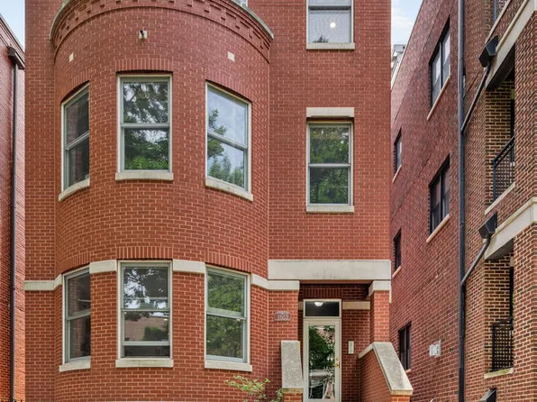 1123 W Altgeld St #3, Chicago, IL 60614