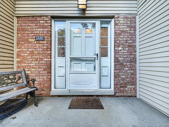 5th image of 1641 Brentwood Dr